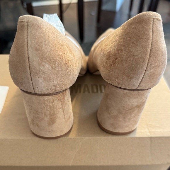 Steve Madden Tan Suede Pumps - Picture 3 of 4